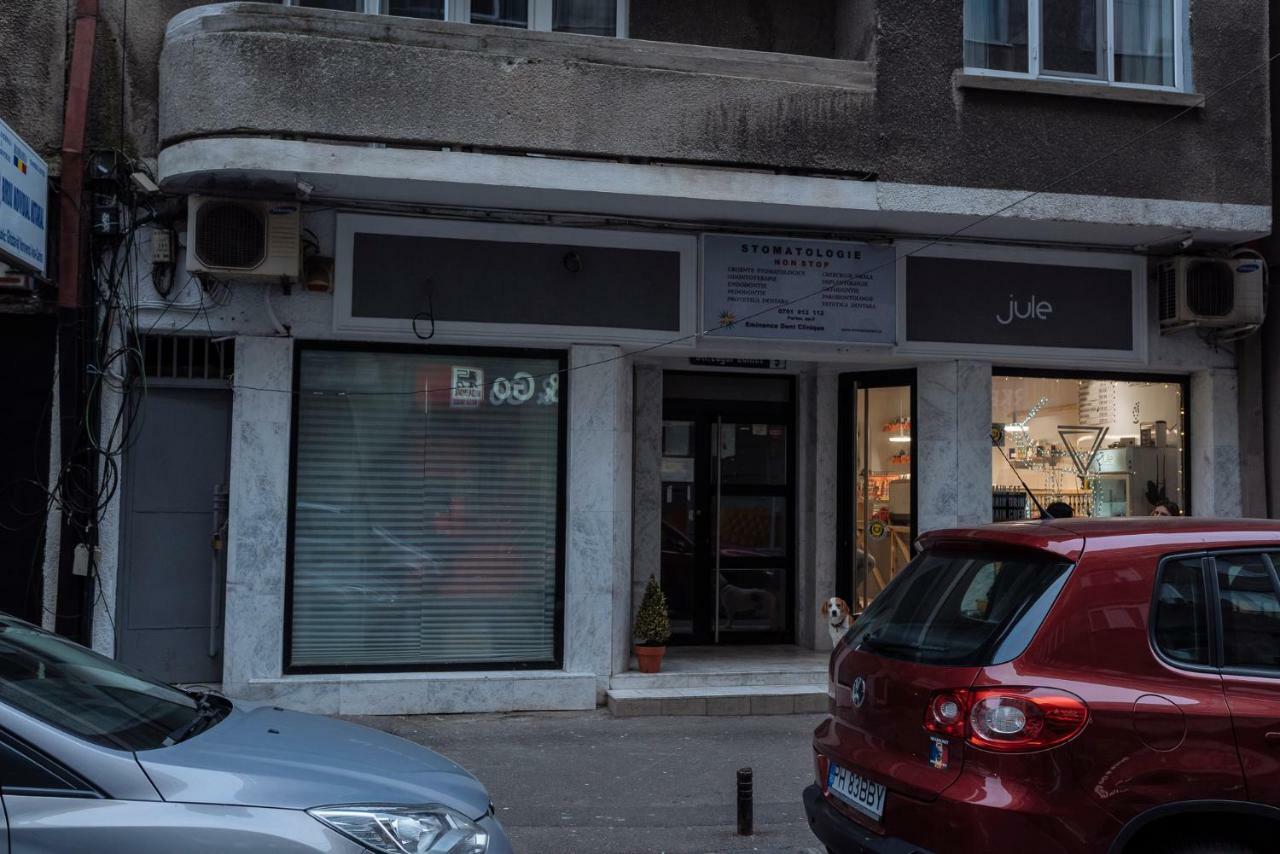 City Center - Quinet Large Apartment Bucharest Exterior photo